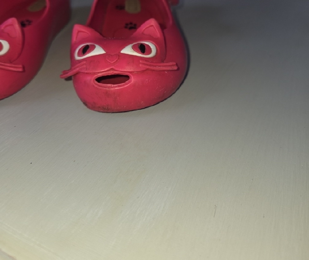 Mini Melissa Pink Mary Jane Shoes with Cat Design - Picture 4 of 8